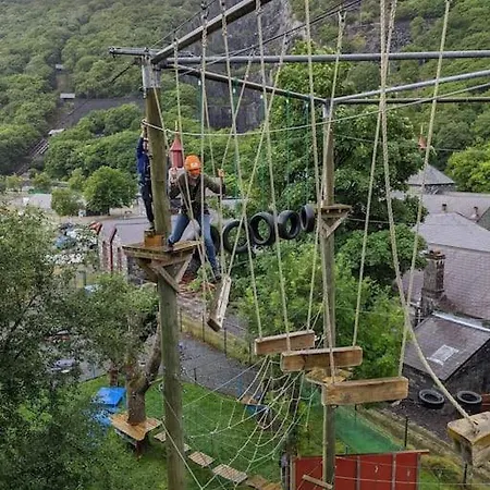 Perfect For Snowdon. Groups, Families+Dogs Welcome Llanberis Exterior photo