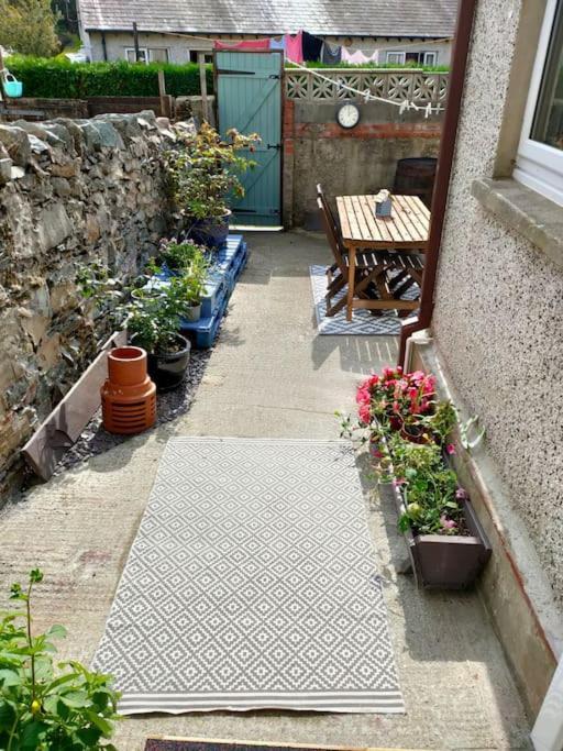 Perfect For Snowdon. Groups, Families+dogs Welcome * Llanberis