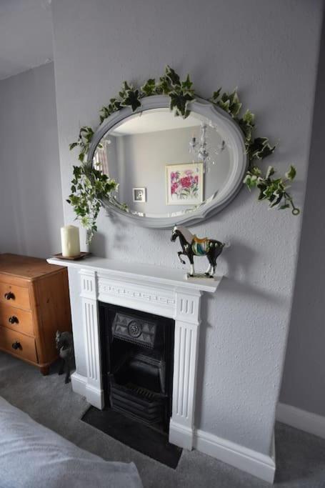 Perfect For Snowdon. Groups, Families+dogs Welcome Holiday home *
